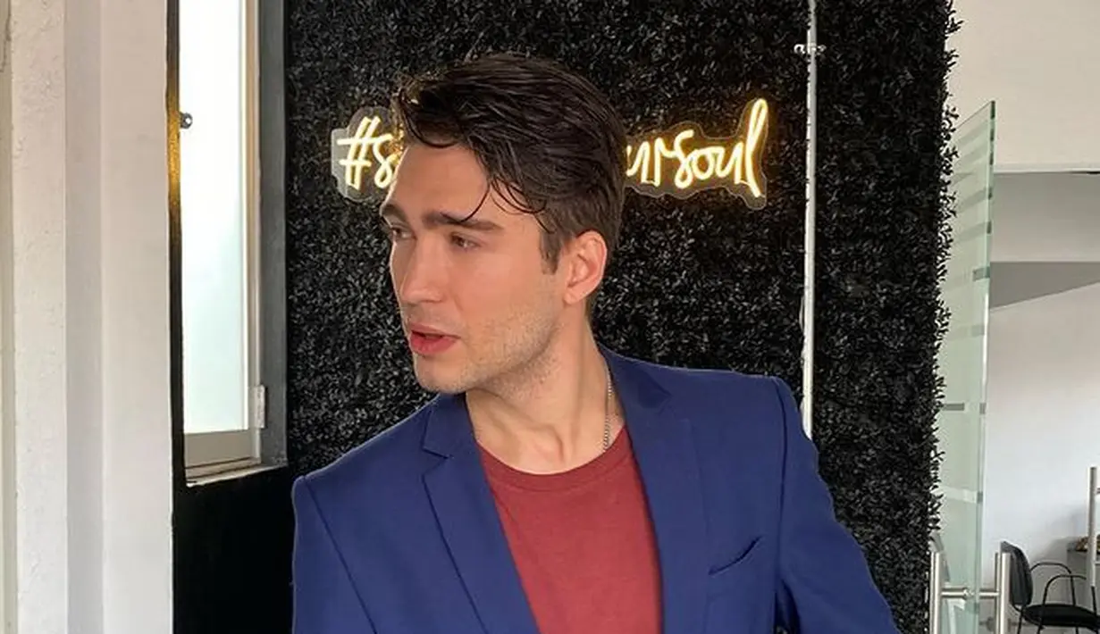 Seperti diketahui, Eryck Amaral dikabarkan pergi entah ke mana ketika sidang cerainya. (FOTO: instagram.com/eryckama_ral/)