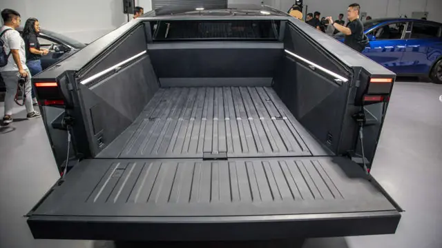 Tesla Cybertruck di Malaysia