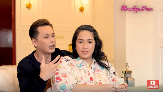 Ussy Sulistiawaty dan Andhika Pratama