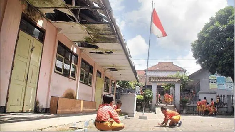 Ilustrasi Gedung sekolah rusak di Banyuwangi (Istimewa)