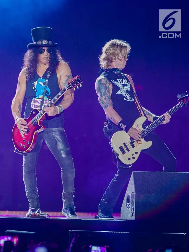 Konser Guns N' Roses Guncang Panggung Stadion GBK