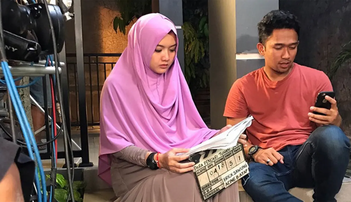 "Jangan sampai gue mati ketemu Allah dengan kondisi cemberut. Kenapa, karena Allah yang ciptakan gue, Allah yang kasih rezeki gue, makanya gue ingin tersenyum saat ketemu Allah," pungkas Alfie Alfandy. (Instagram/alfiealfandy)