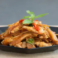 Ilustrasi sambal goreng rebung./Copyright shutterstock.com/g/Bangon+Nuna