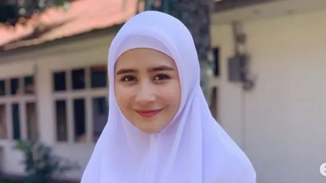 Prilly Latuconsina