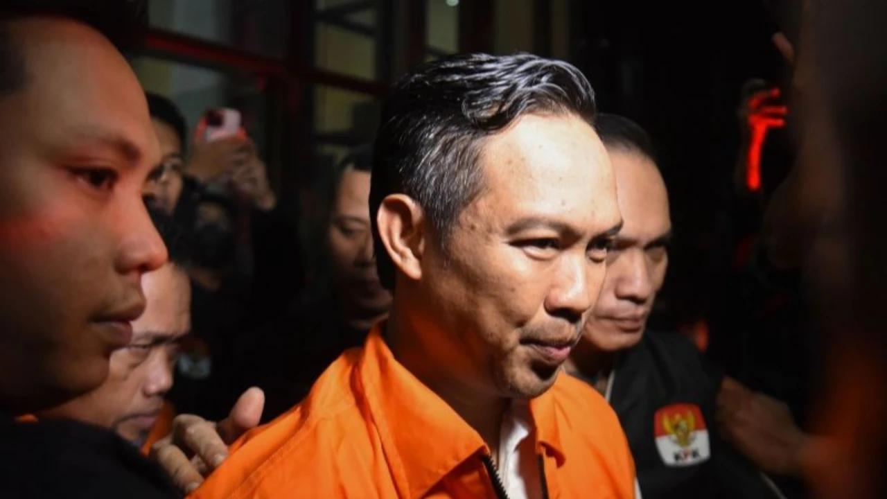 Maraton Geledah Cari Bukti Tambahan, KPK Dalami Motif Bupati Cilacap Syamsul Auliya Palak SKPD untuk THR Forkompinda