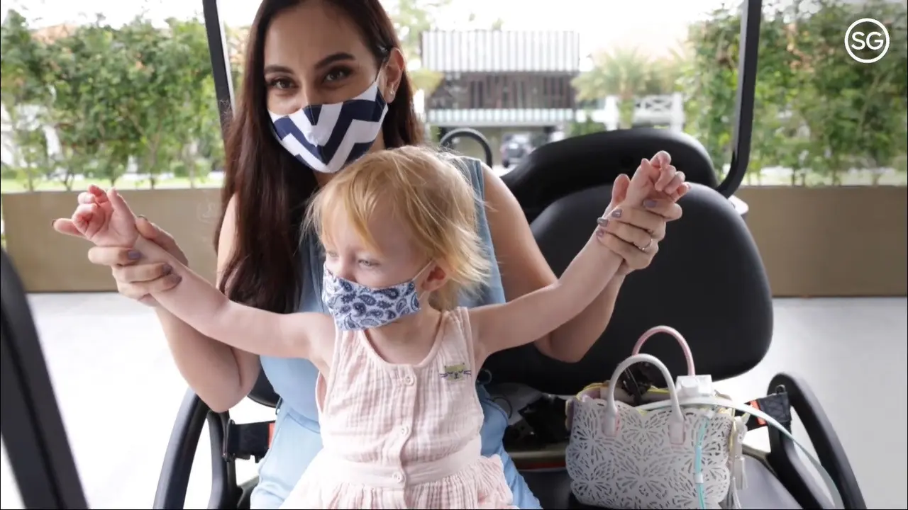 Take a Stroll in Singapore with Marissa Nasution
