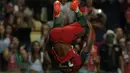 Pemain Portugal, Nani, merayakan gol yang dicetaknya ke gawang Gibraltar. Pesta gol Portugal dimulai pada menit ke-27 melalui Nani hasil umpan dari Bruno Alves. (AP/Paulo Duarte)