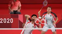 Ganda campuran Indonesia, Praveen Jordan/Melati Daeva Oktavianti, tampil pada perempat final Olimpiade Tokyo 2020 kontra pasangan China, Zheng Si Wei, Huang Ya Qiong, Rabu (28/7/2021). (NOC Indonesia)