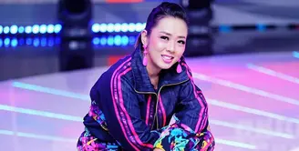 Soimah mengungkap dirinya sempat stres saat tahu anaknya tak mau kuliah. [Foto: Instagram/showimah]