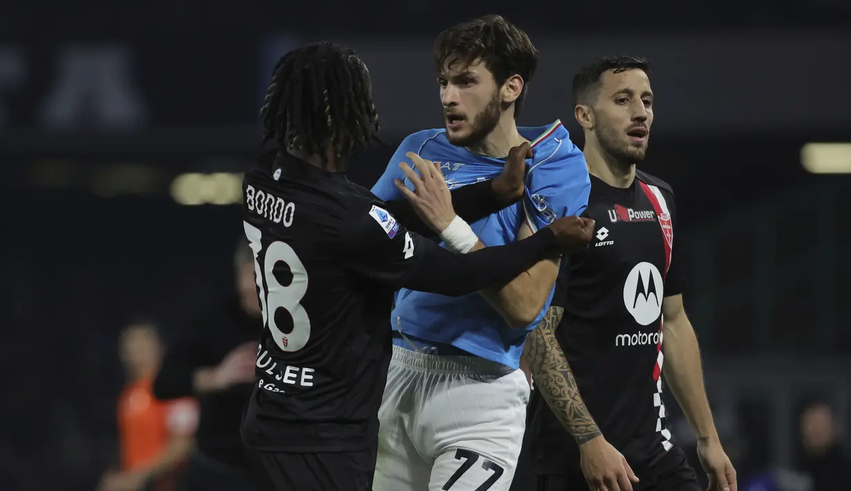 Tampil di kandang sendiri, Napoli tertahan tanpa gol kontra Monza. (Alessandro Garofolo/LaPresse via AP)