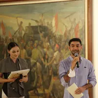 Pertunjukkan Symphony of Colors dari Be Sharp (foto : Daniel Kampua)