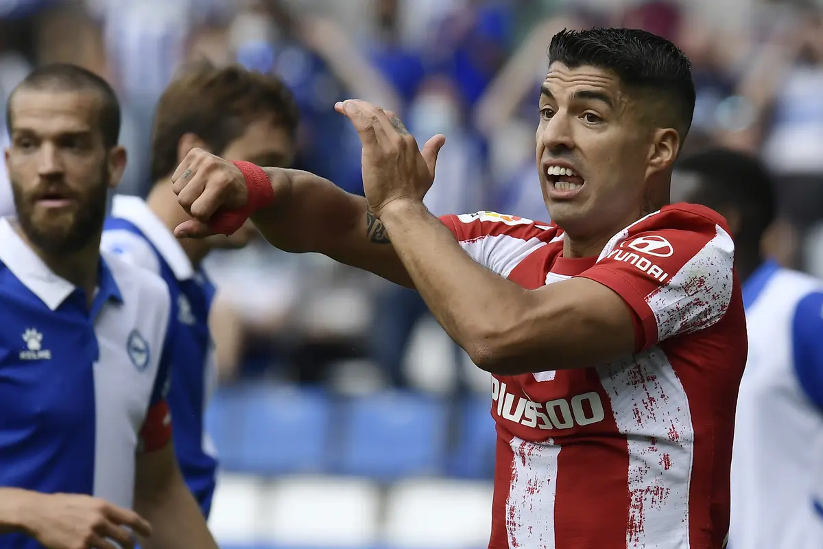 Foto: 7 Pemain Top yang Berstatus Bebas Transfer Akhir Musim 2021/2022 Ini, Termasuk Kylian Mbappe dan Luis Suarez
