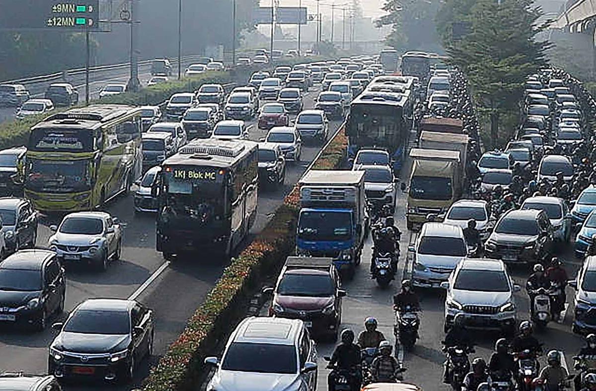 FOTO: Libur lebaran Usai, Jakarta kembali Macet
