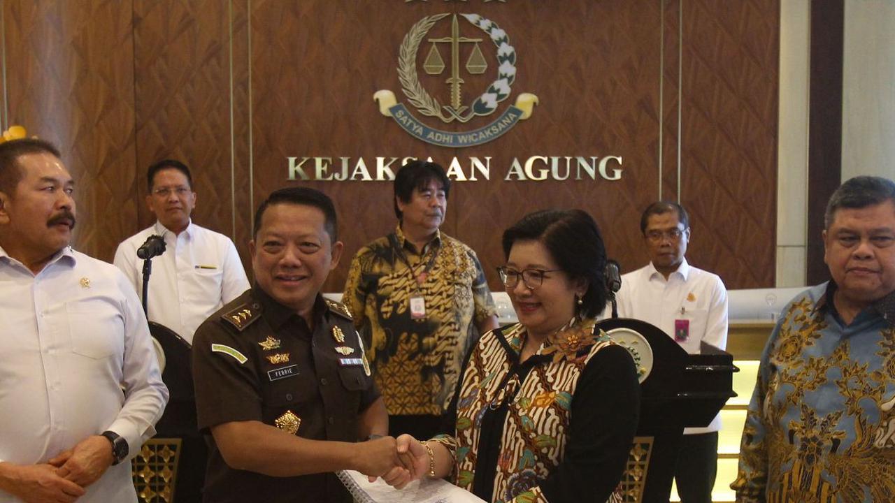 "Semula kita memperkirakan Rp271 triliun, ternyata setelah diaudit BPKP nilainya cukup fantastis sekitar Rp300,003 triliun,"&nbsp;