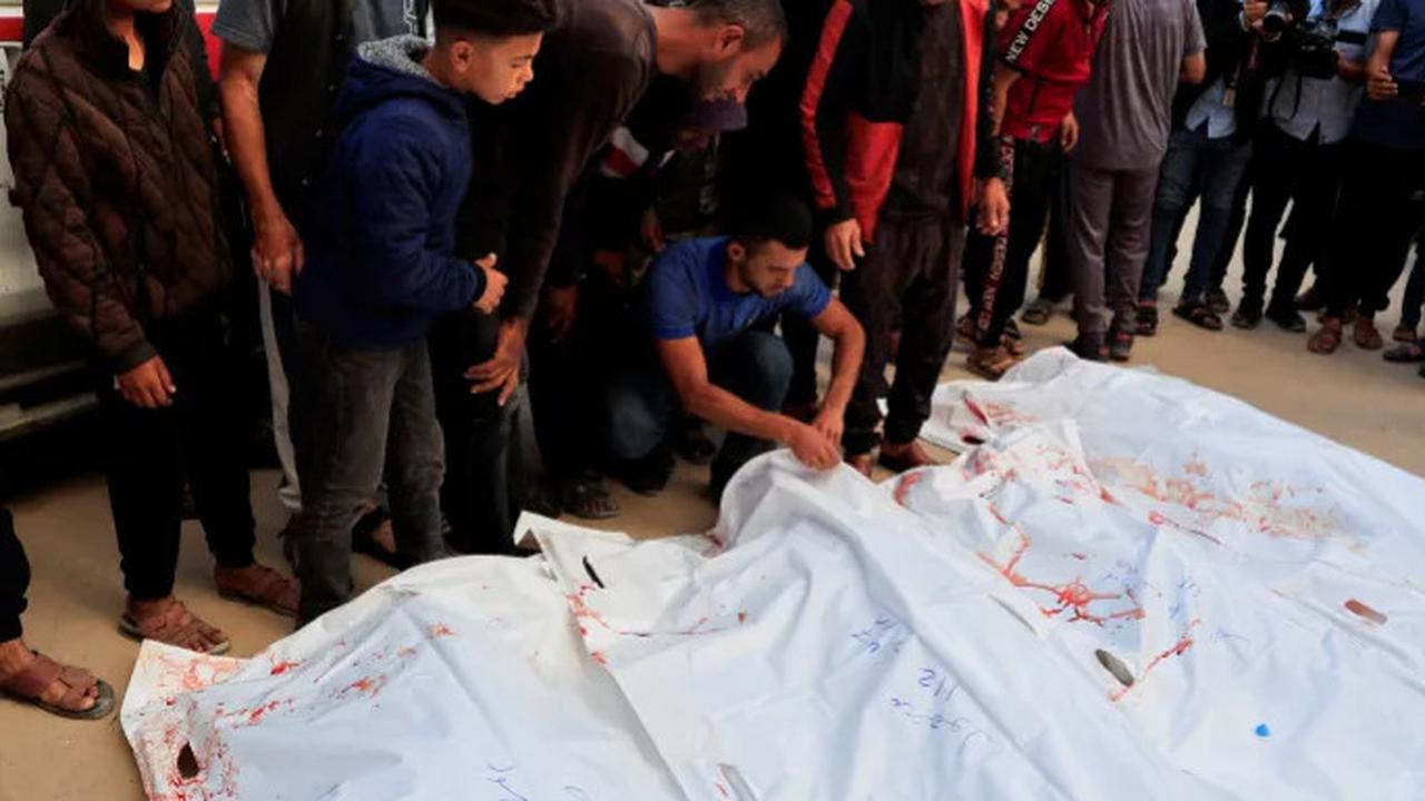 Israel Sengaja ‘Pikat' Warga Gaza yang Kelaparan dengan Bantuan Makanan Lalu Ditembaki, Bunuh 102 Orang dalam 8 Hari