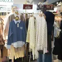 Jangan Kalap Ikuti Tren Fashion, Begini Cara Bijak Hadapi Micro-Trends yang Bikin Boros