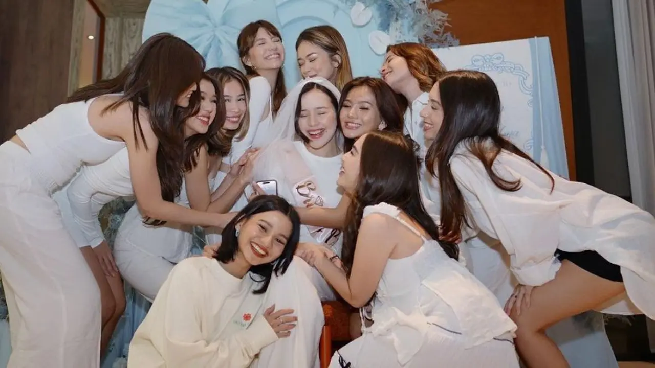 Potret Bridesmaid Pernikahan Beby Tsabina, Dikelilingi Bidadari Cantik Termasuk Artis Dari Thailand