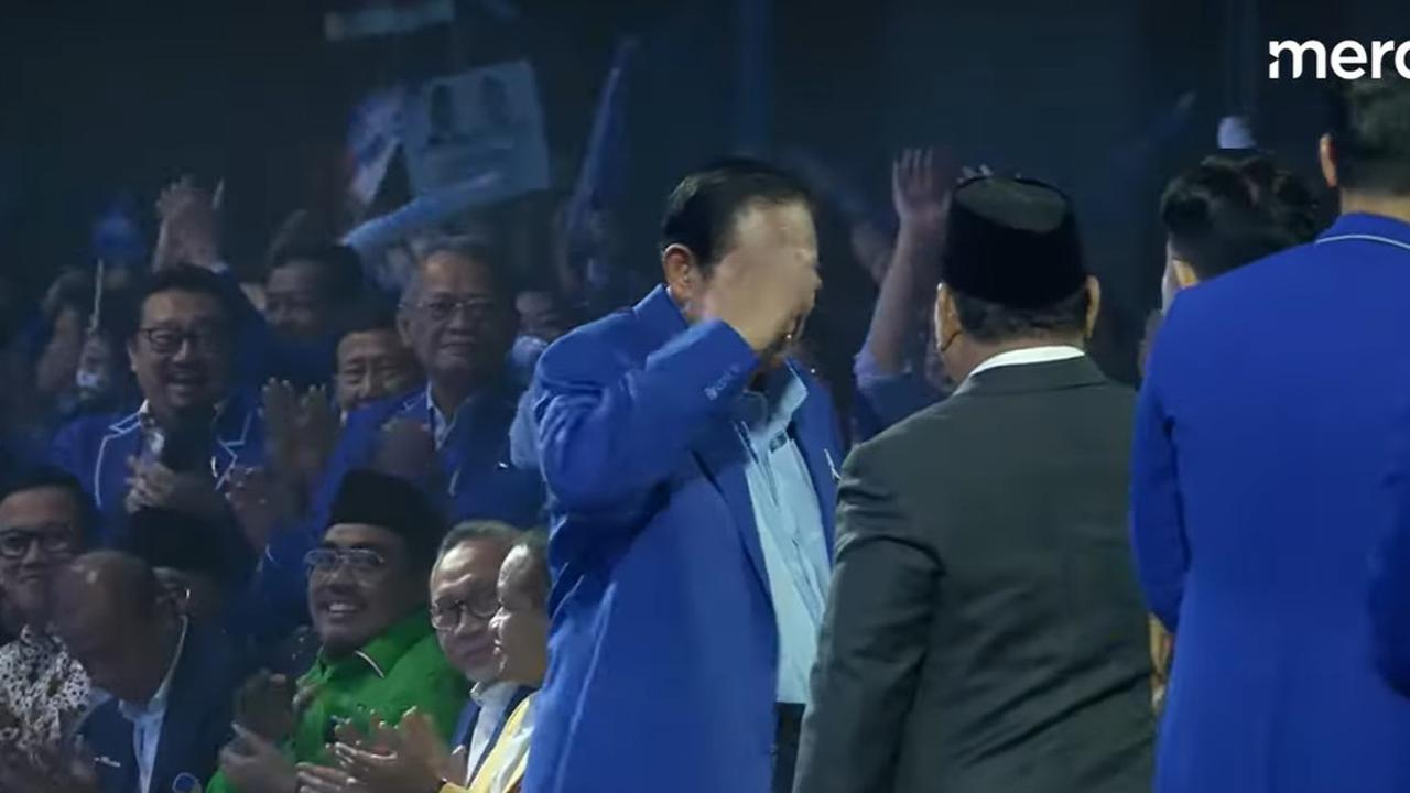VIDEO: Riuh Prabowo dan SBY Saling Beri Hormat di Kongres Demokrat
