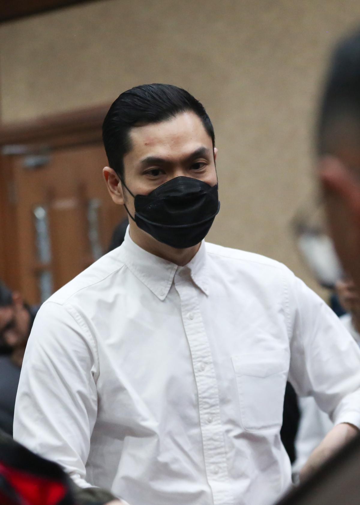 Sandra Dewi Tak Tampak Sama Sekali Usai Harvey Moeis Divonis 20 Tahun Penjara, Ucapan Soal Temani Saat Low Kembali Disorot