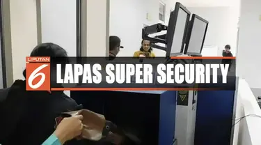 Menkumham Yasonna Laoly meresmikan Lapas Karanganyar di Nusakambangan dengan sistem super maximum security.