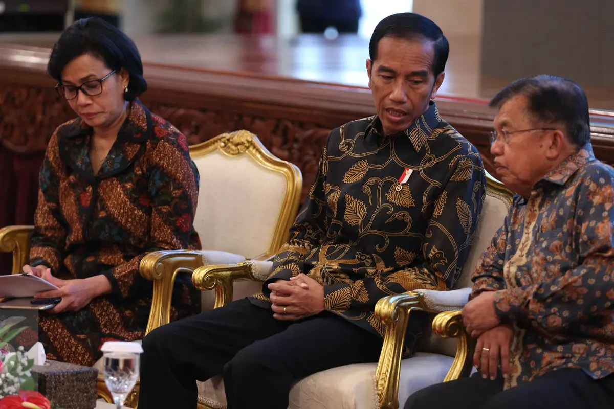 Presiden Joko Widodo (Jokowi) pada hari ini menyerahkan Daftar Isian Pelaksanaan Anggaran (DIPA) 2017 kepada 87 Kementerian/Lembaga, salah satunya Kementerian PUPR.