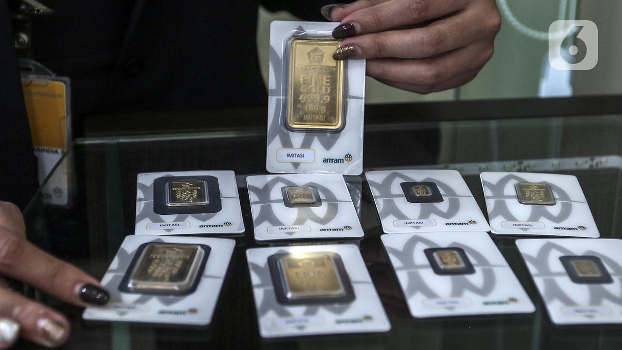 Harga Emas Antam Anjlok Rp30.000 Hari Ini, Cek Rinciannya