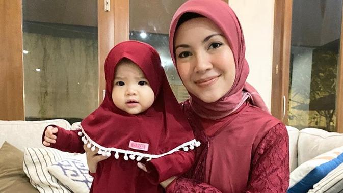Punya 4 Saudara Laki Laki Ini 6 Potret Gemas Shelma Putri Ratna Galih Hot Liputan6 Com