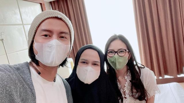 Dirawat di Rumah Sakit, Ini 6 Potret Kondisi Terbaru Cut Meyriska