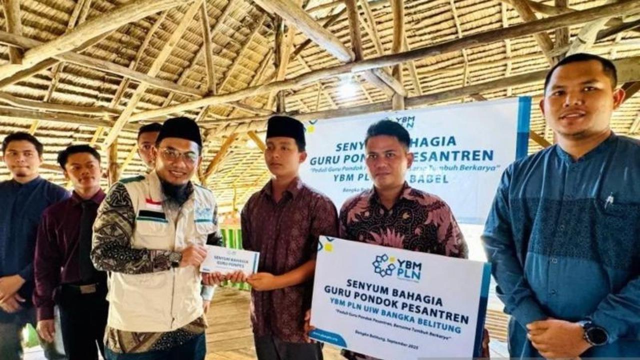Tahukah Anda? YBM PLN Babel Salurkan Bantuan Perbaikan Ruang Kelas Pesantren Terdampak Angin Kencang