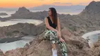 Gaya Fashion Liburan Ala Aaliyah Massaid