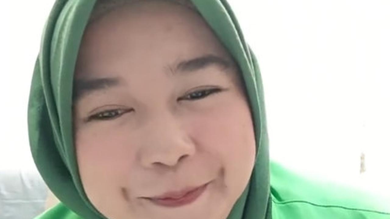 Pilih Kerja di Sela Tiga Jam Istirahat, Momen Wanita yang Kuliah Sambil Ojol Ini Tuai Simpati Warganet