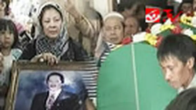 Pelawak Aom Kusman Tutup Usia
