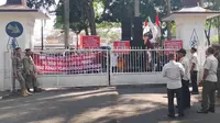 Gemapala Deli Serdang unjuk rasa di depan Kantor Bupati Deli Serdang