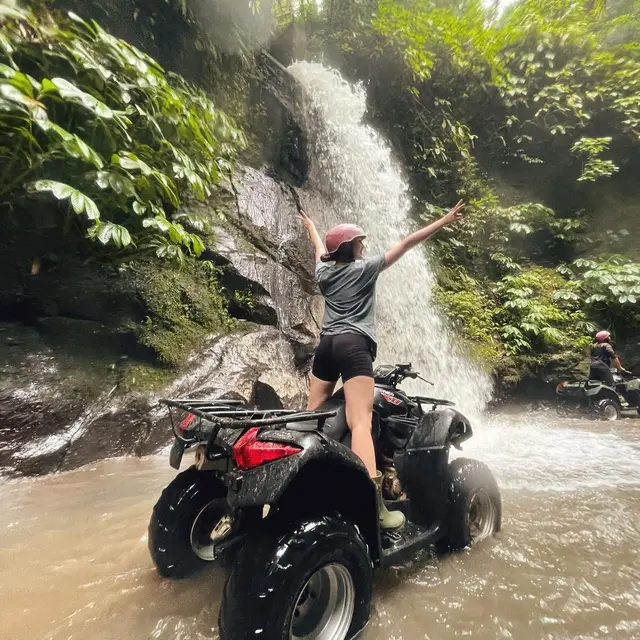 6 Potret Keseruan Ranty Maria Main ATV, Hilangkan Penat dari Padatnya Syuting