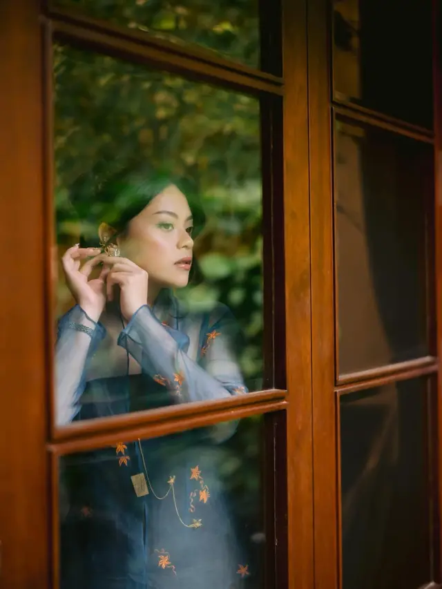 Model Detail Kebaya Sakina Tama saat Lamaran (Instagram/@sakinatama)