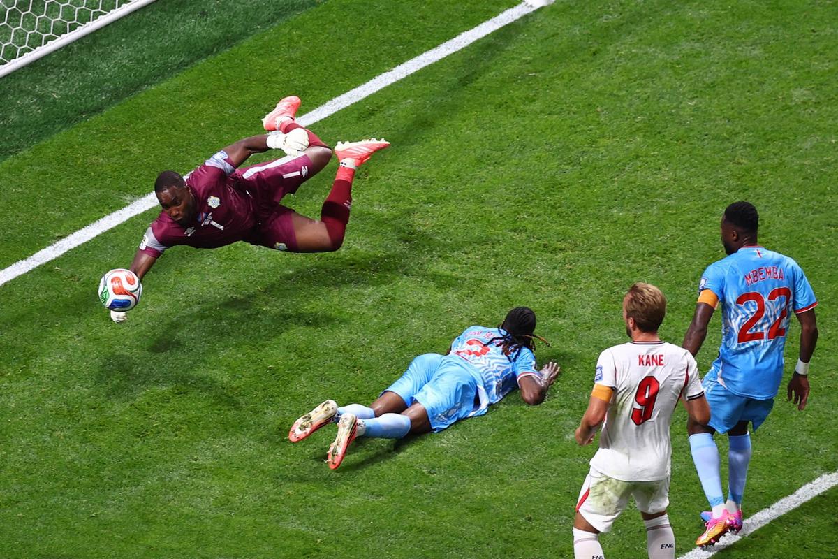 FOTO: Inggris Bangkit Singkirkan RD Kongo