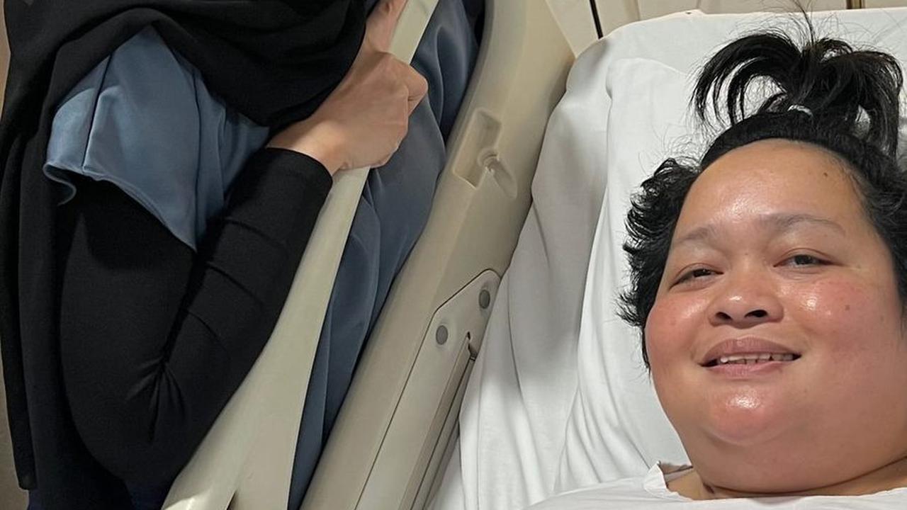 Sinyorita Esperanza Jatuh dari Tangga Hingga Angkle Patah, 7 Potret Kabar Terkini Setelah Jalani Operasi
