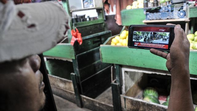 Antusiasme Warga Nonton Rekonstruksi Ulang Pembunuhan Brigadir J