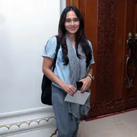 Dengan seni, kita bisa belajar mengenal diri sendiri. Bahkan, di beberapa negara maju, pendekatan belajar dilakukan melalui seni. Salah satu contohnya di Jepang. (Deki Prayoga/Bintang.com)