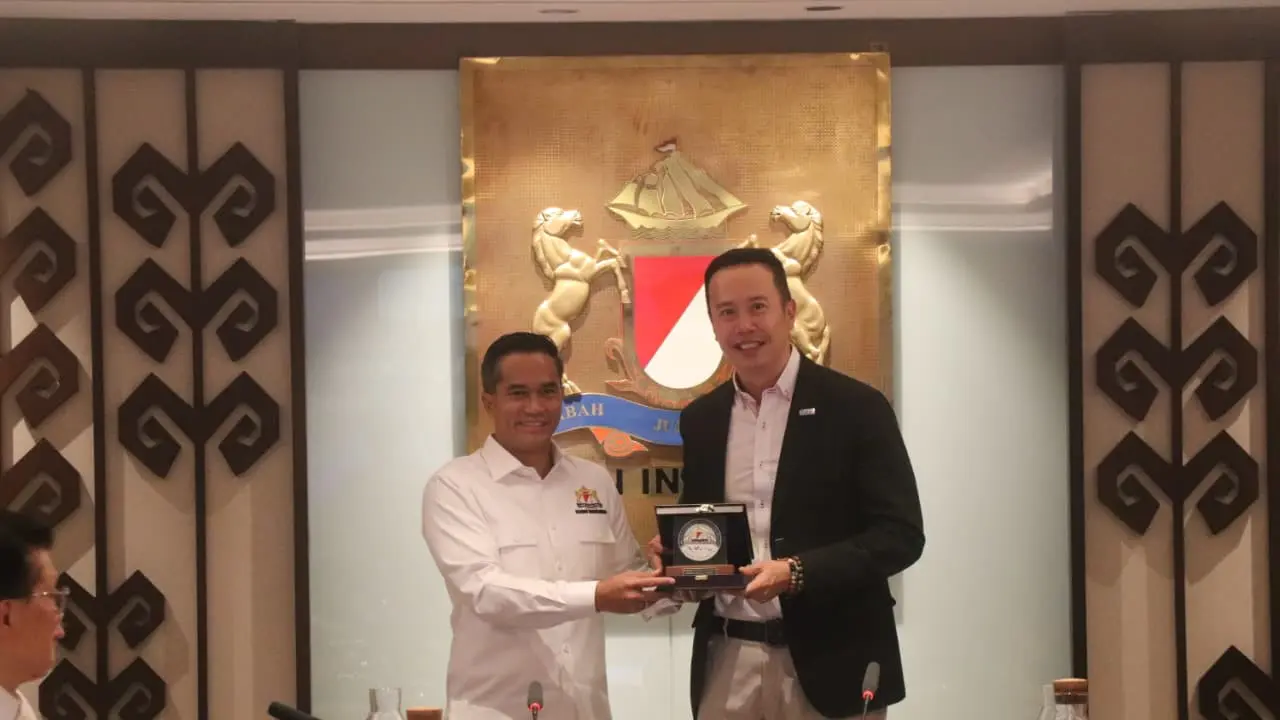 Ketua Kadin Indonesia Anindya Bakrie dan Ketua  Singapore Business Federation (SBF)  Mark Lee dalam dialog bisnis tingkat tinggi  di Jakarta, Rabu (2/9/2026). (Dok SBF)