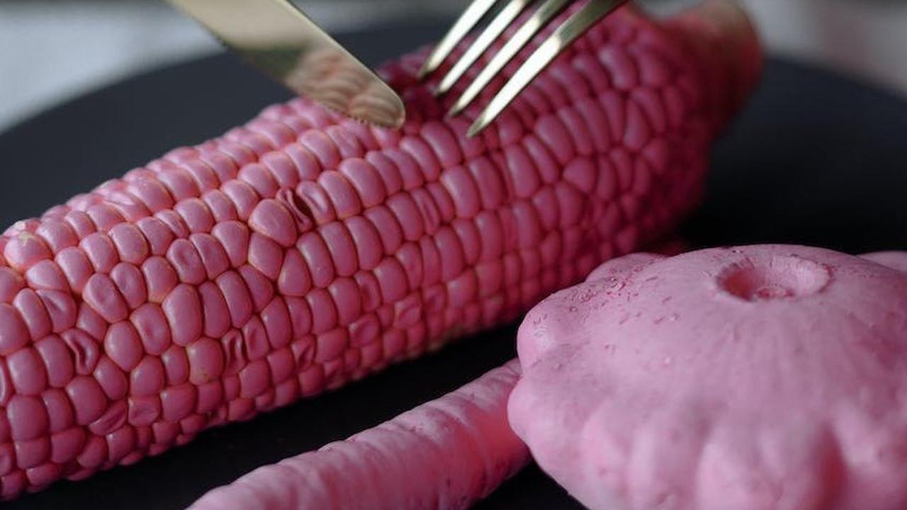 Bagi konsumen, kesadaran tentang bahan-bahan dalam produk yang mereka gunakan menjadi kunci untuk membuat pilihan yang sesuai dengan nilai dan kepercayaan mereka.