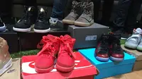 Sepatu kolaborasi Kanye West dan Nike menjadi sneakers termahal di Indonesia.