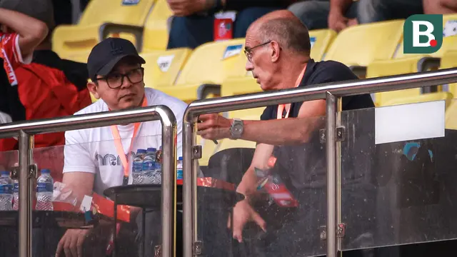 Foto: Kandidat Pelatih Arema FC, Fernando Valente Pantau Langsung Skuad Singo Edan saat Imbangi Persija Jakarta di BRI Liga 1 2023/2024