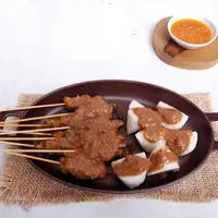 Ilustrasi sate kikil./Copyright shutterstock.com/g/Ratih+Ra