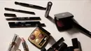 Paduan kompleksi hingga palet serta lipstik nude jadi key item yang wajib dimiliki.  [Foto: Chanel.dok]