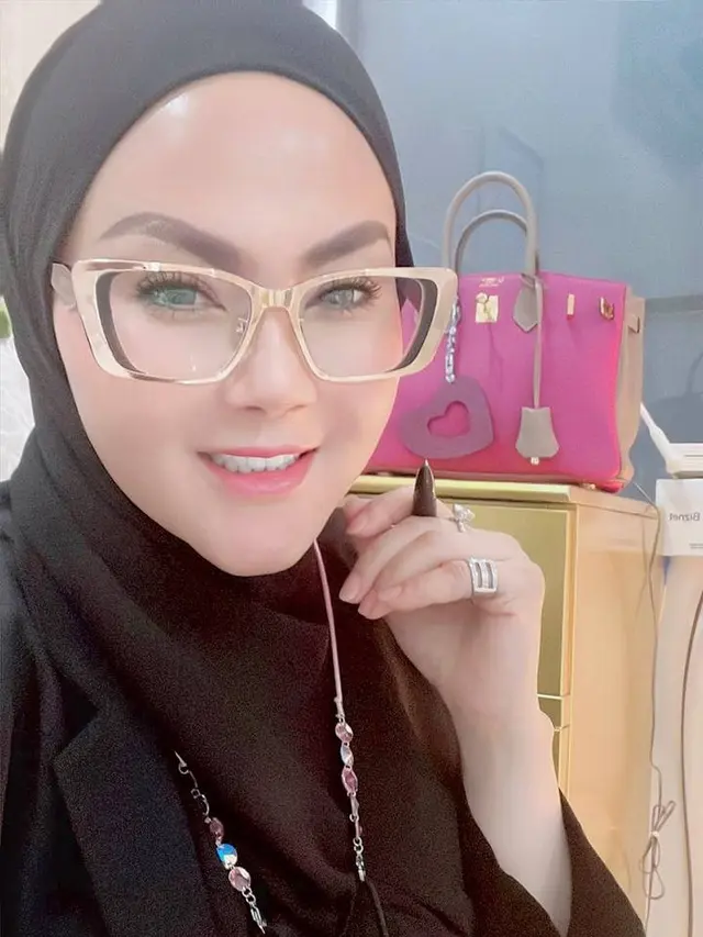 Ade Fitrie Kirana bicara penuaan dini (Instagram/official_adefitriekirana)