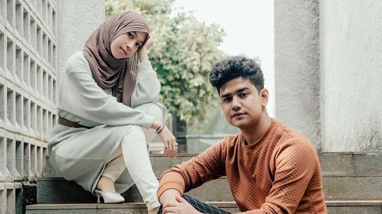 Rilis Lagu Religi, Ini 6 Potret Kebersamaan Adiba Khanza dan Syakir Daulay