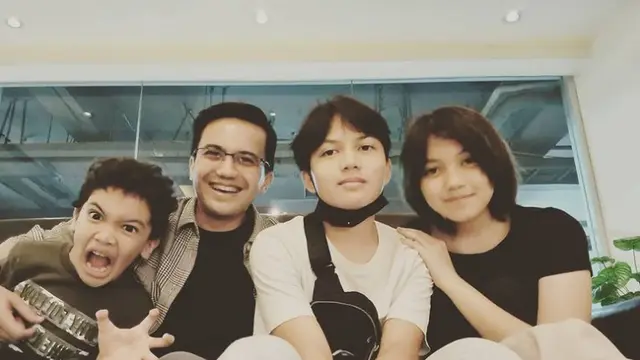 Sahrul Gunawan dan Anaknya Sepanjang 2021