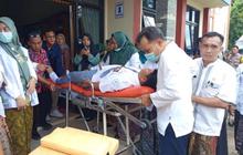 Keracunan MBG di SMA 2 Kudus, Tim Medis Lakukan Pemeriksaan