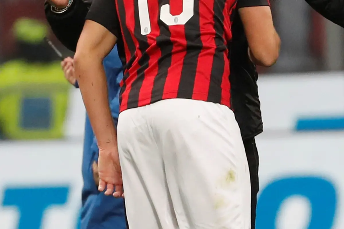 Penyerang AC Milan, Krzysztof Piatek.